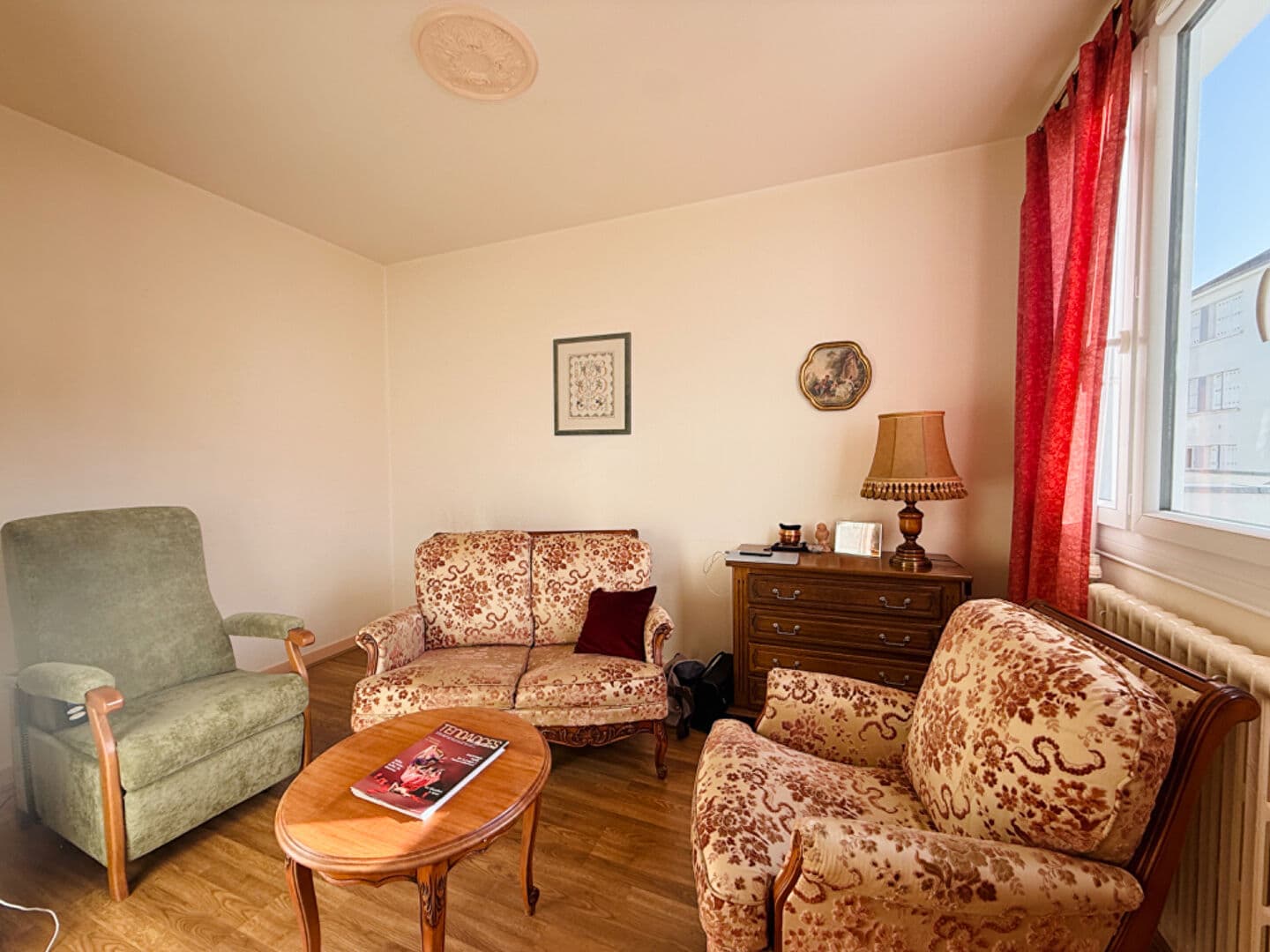 VENDU - APPARTEMENT - VITRE — Photo 4