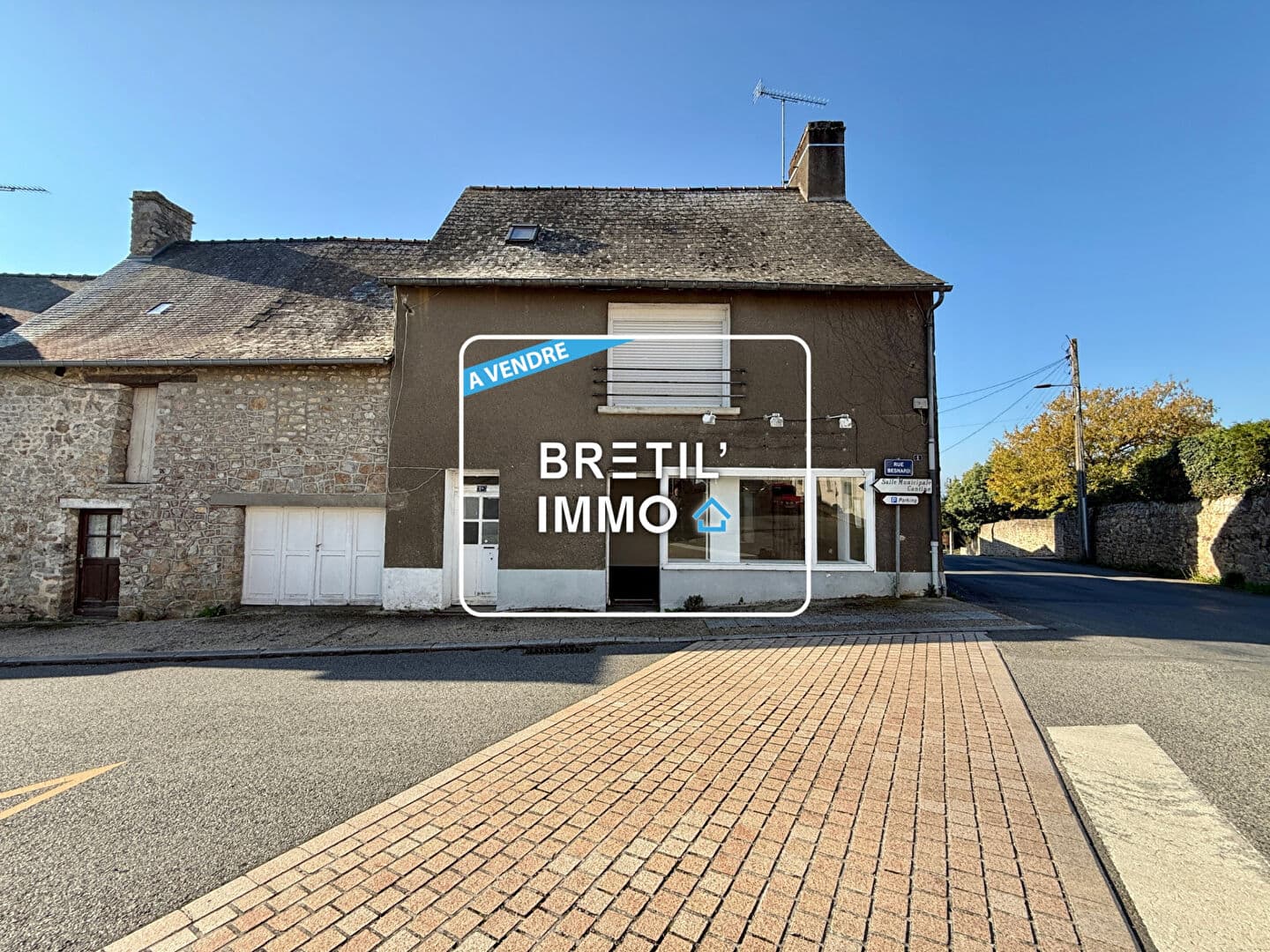 Immeuble 4 pièces à CHATILLON EN VENDELAIS