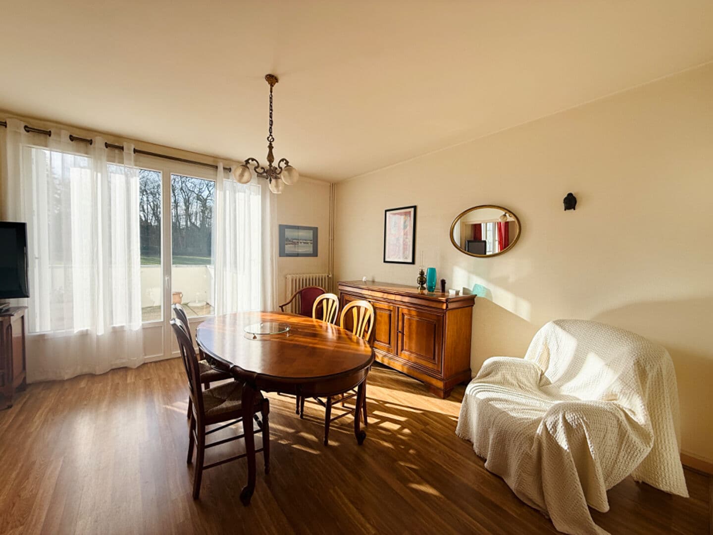 VITRE - APPARTEMENT - A VENDRE — Photo 3