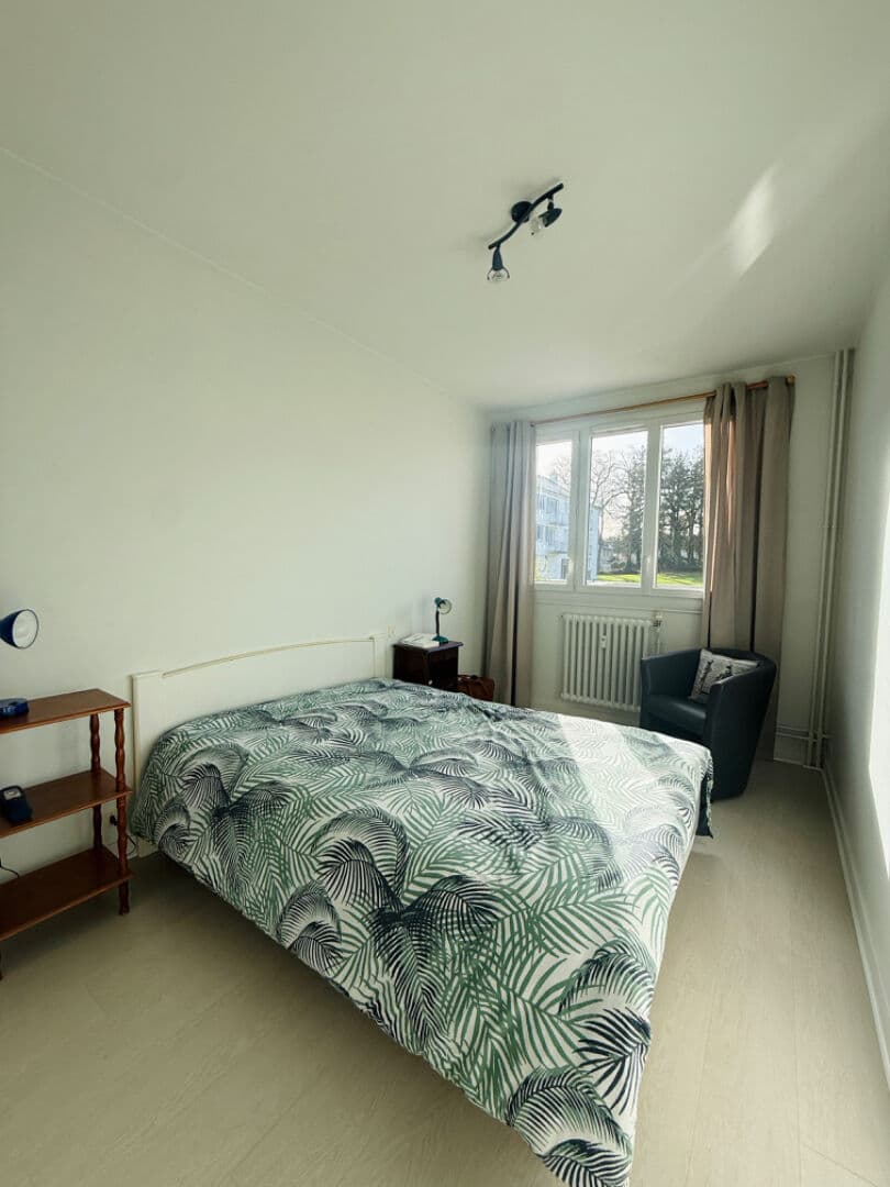 VITRE - APPARTEMENT - A VENDRE — Photo 6