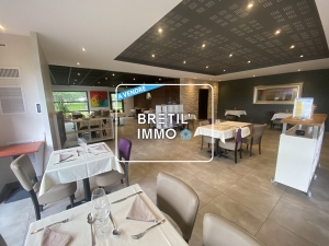 Chateaubourg – A vendre – Local Commercial