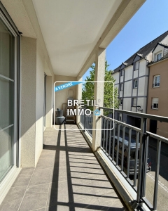 A VENDRE – APPARTEMENT – VITRE