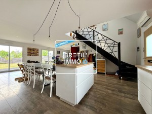 A VENDRE – VITRE