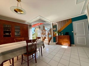 VITRE – A VENDRE – MAISON
