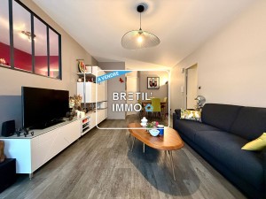 A VENDRE – APPARTEMENT – VITRE